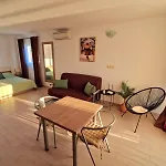 Julija Apartment *