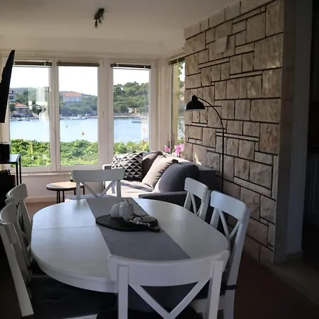 Julija Apartmán *