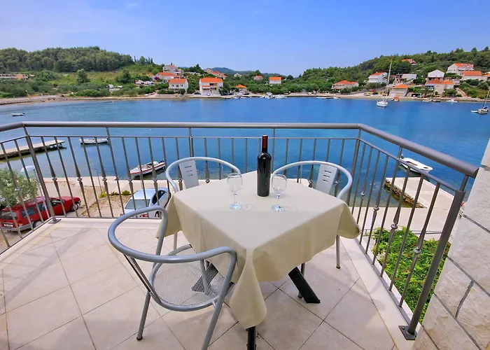 Julija Apartman Lumbarda